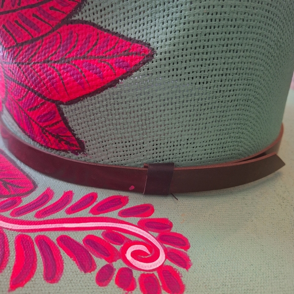 NEW! Hand painted detailed, vibrant, colorful flowers fedora hat - Picture 3 of 9